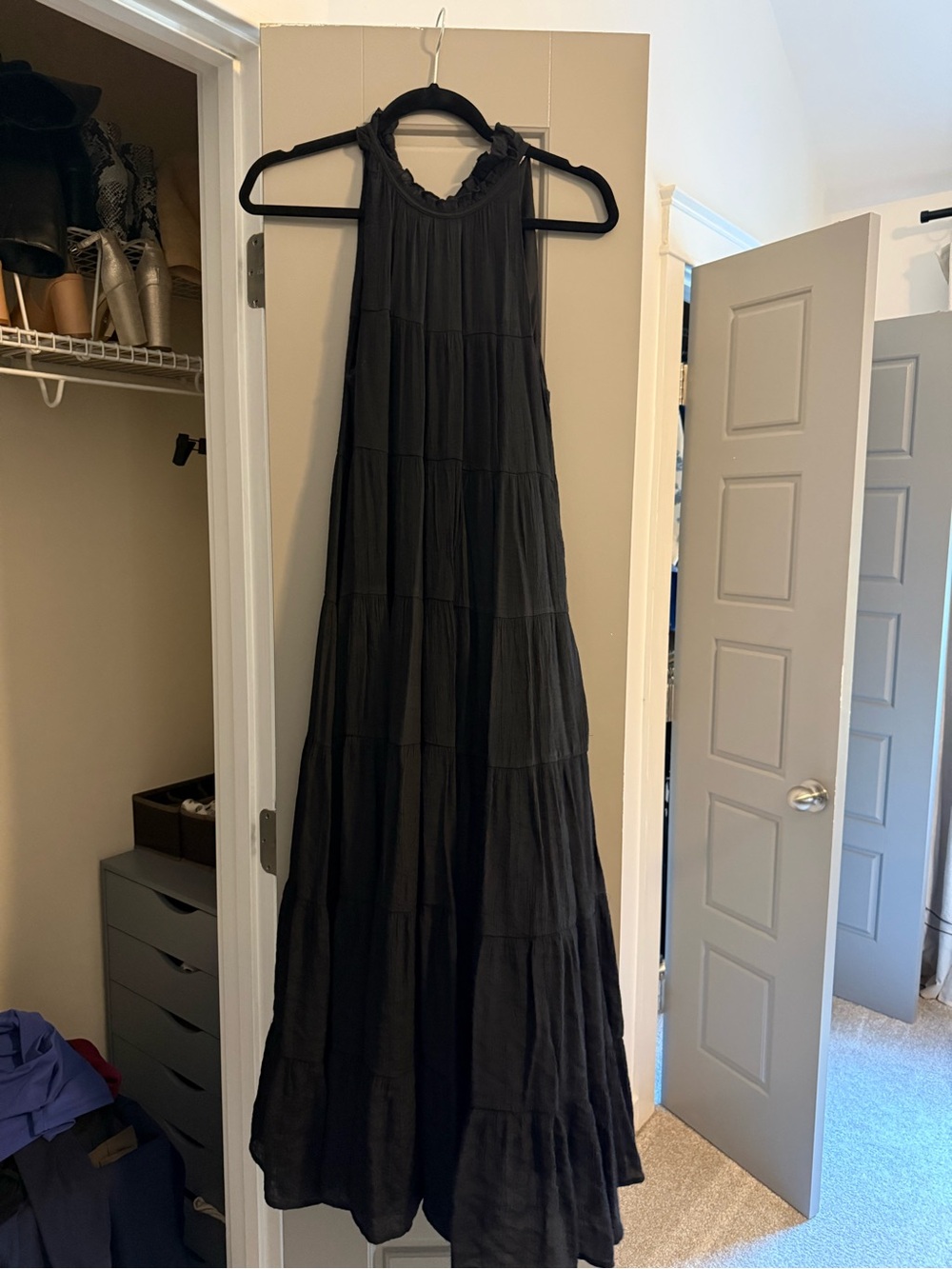 entro Black Halter Tiered Maxi Dress
